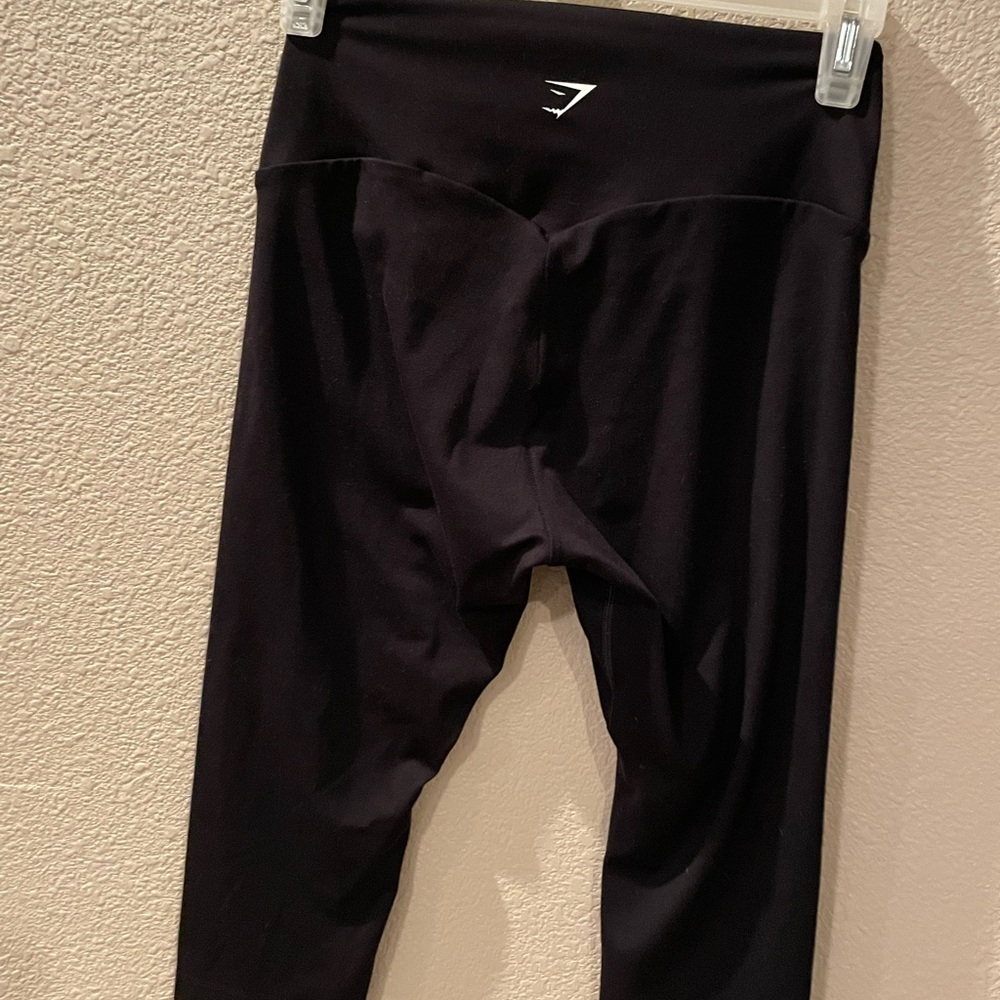 Gymshark capris - Picture 3 of 4